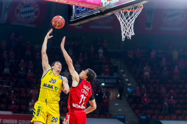 而客场挑战 而客场挑战